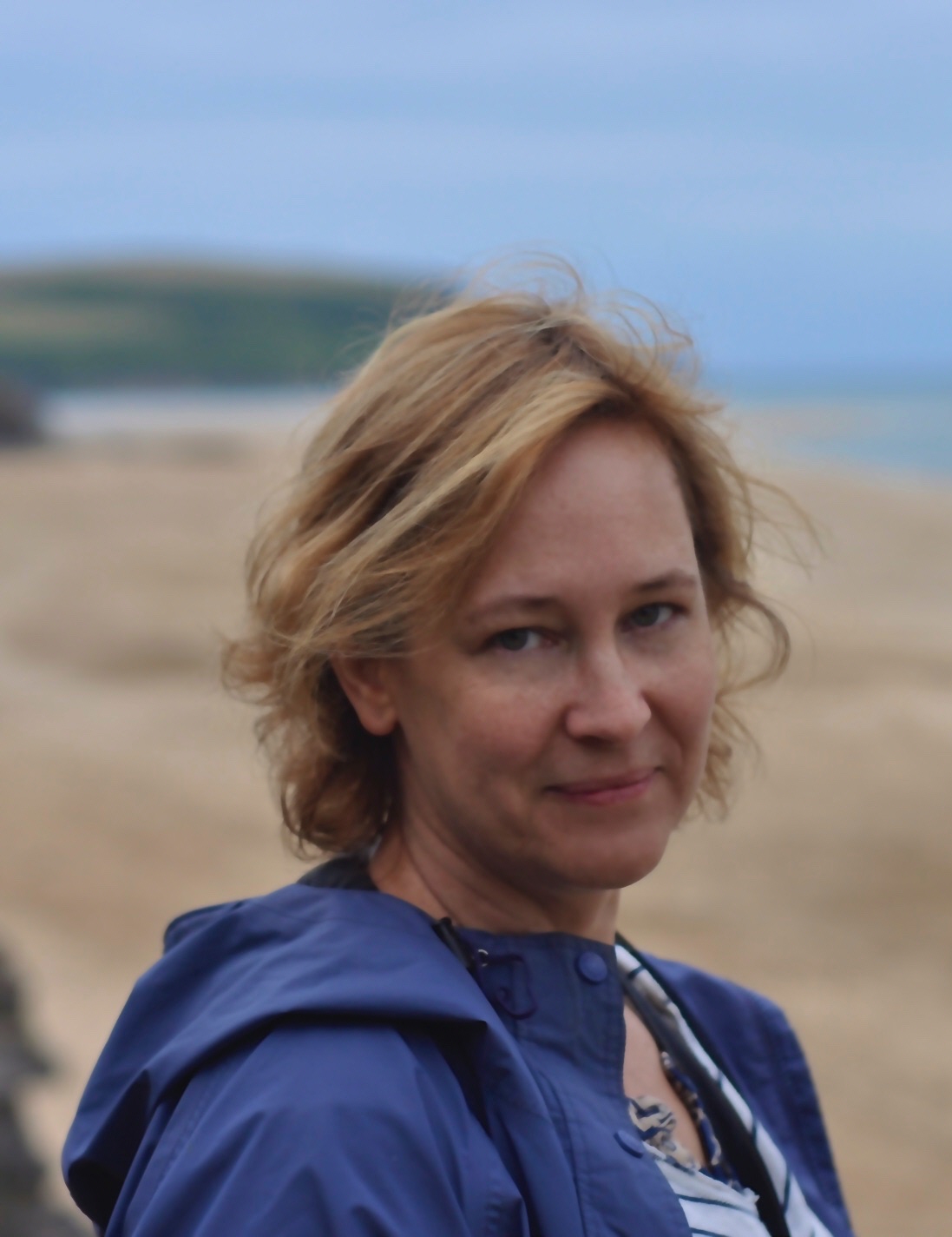 juliet holmes-smith