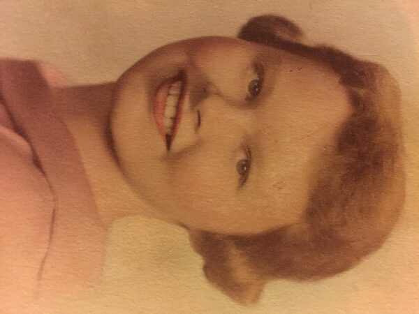 evelyn cross