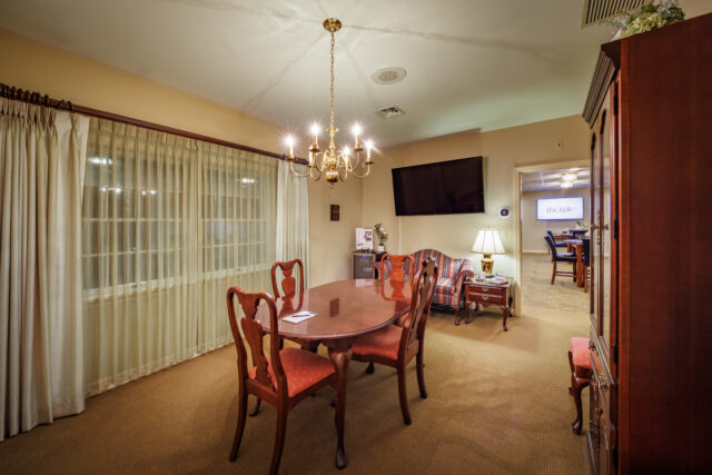 South Portland Interior_Arrangement Room